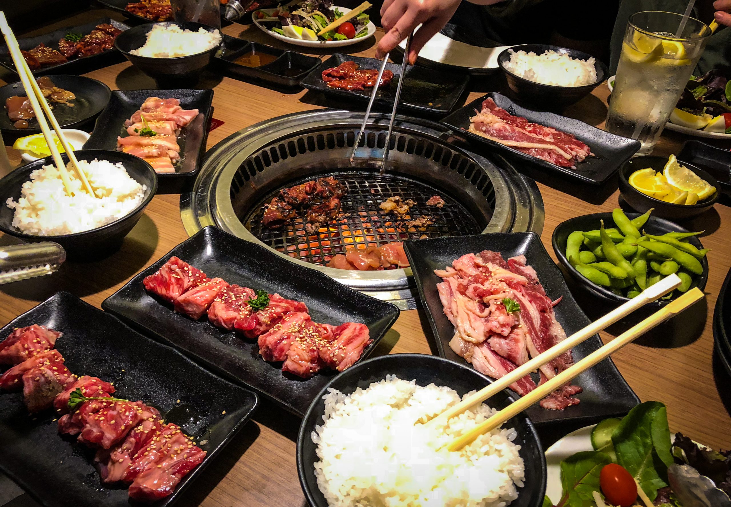 Tempat Makan BBQ Dan Bar Paling Favorit Di Bandung